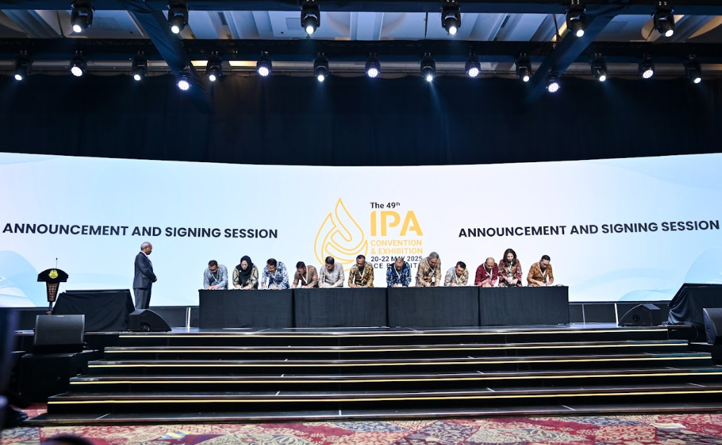 Pengumuman Lelang Tiga WK Migas Total Cadangan Tembus 2,2 Miliar BOE dan Perjanjian  Pemanfaatan Migas di IPA Convex 2025